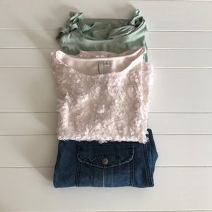 Charming Charlie sage top w/two free items Size M